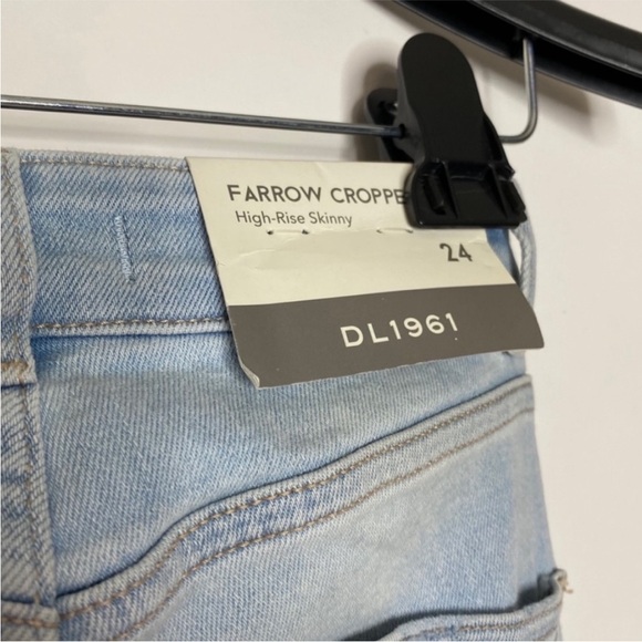 DL1961 Farrow Cropped High Rise Jeans 24 NWT Light Wash - Picture 8 of 13